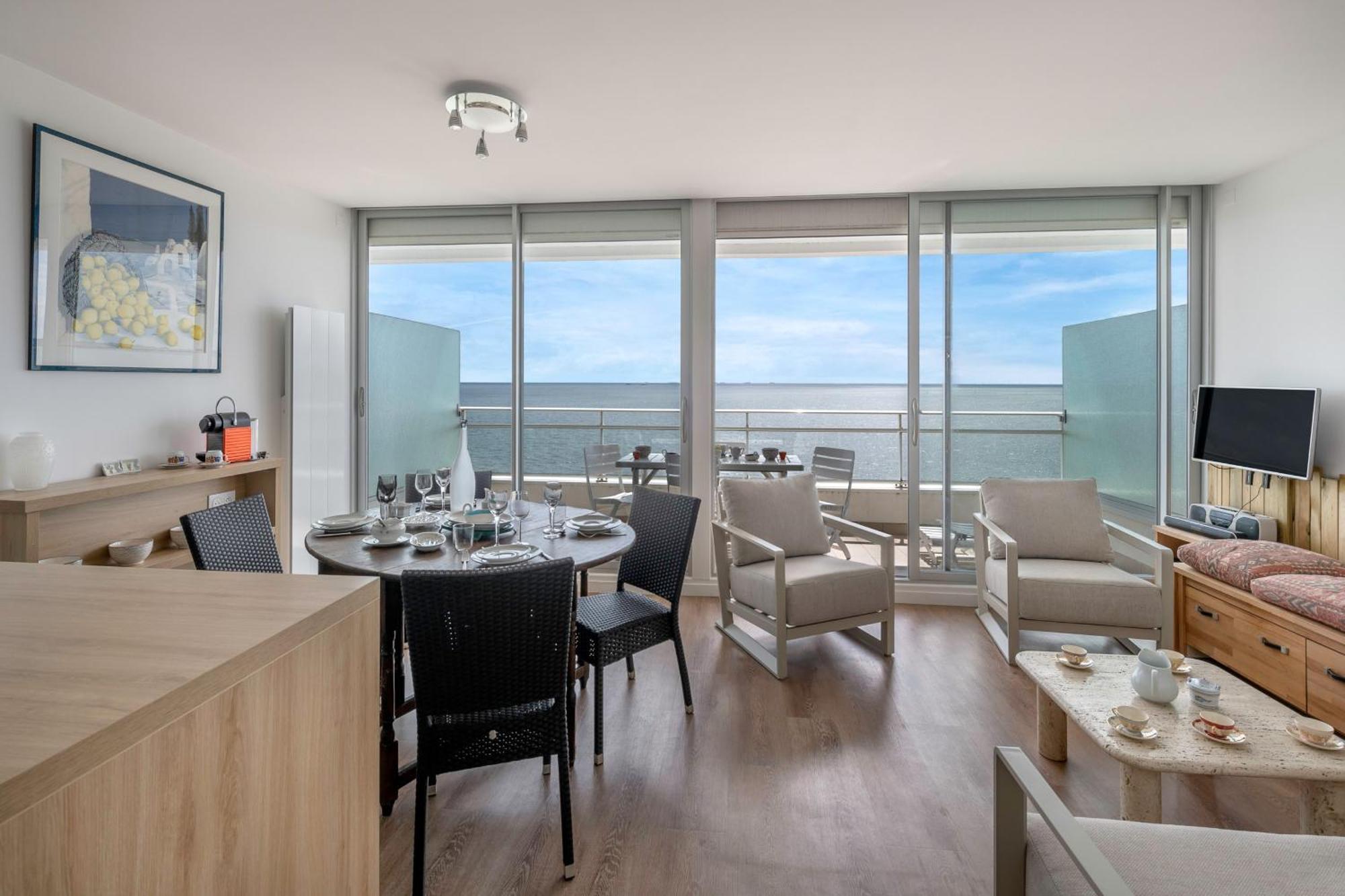 Appartement Pour 6, Vue Mer A 40M De La Plage La Baule エクステリア 写真