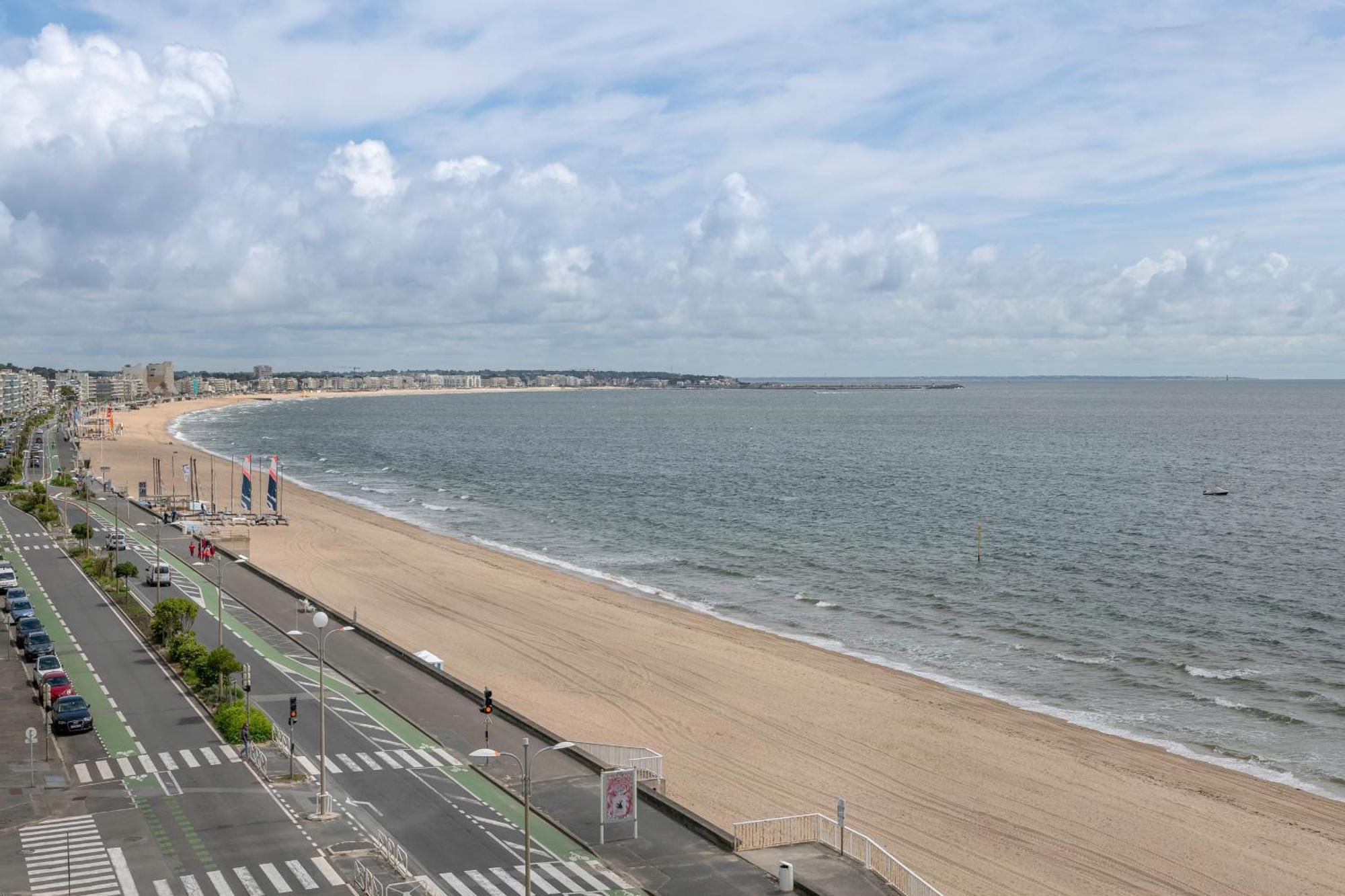 Appartement Pour 6, Vue Mer A 40M De La Plage La Baule エクステリア 写真